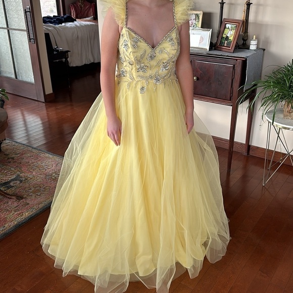 Mac Duggal 68162 yellow corset back ball gown size 12 NEW $798 - Picture 7 of 16